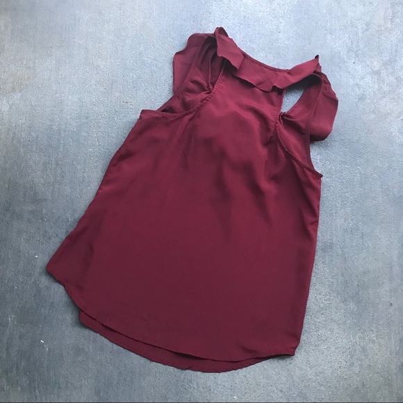 Ruffled racer back blouse - Picture 2 of 4